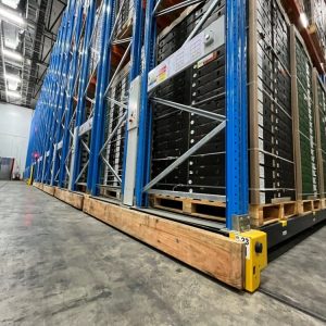 CAN FREEZER STORE MOBILES BE ADAPTED TO STORE FRUIT PALLETS?